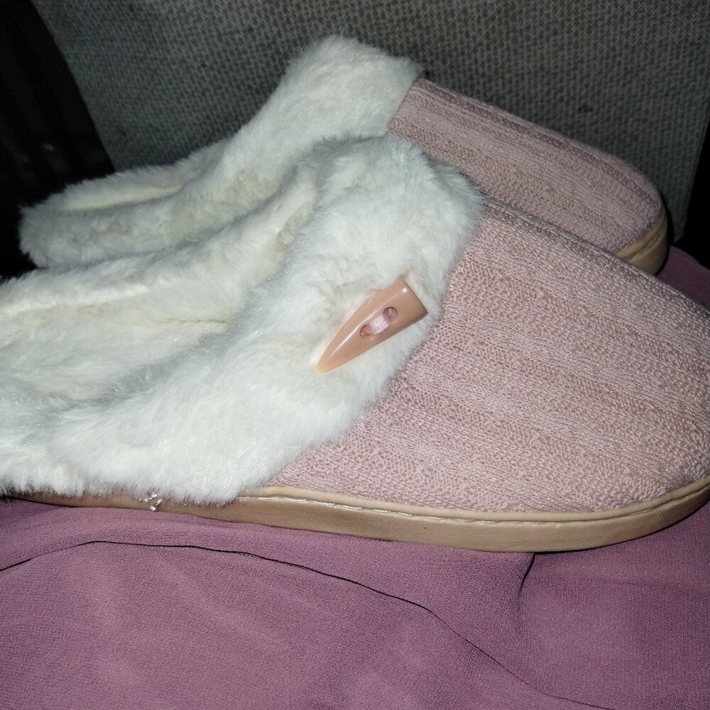 Women's slippers